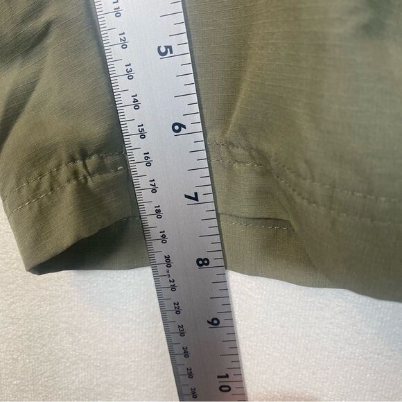 Pulse Olive Green Nylon Blend Shorts Size Large - Picture 14 of 14